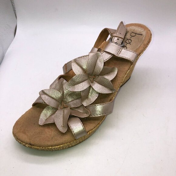 Boc Womens Sz 9 Platinum Leather Flower Espadrille Wedge Heels Open Toe Sandals - Picture 2 of 10
